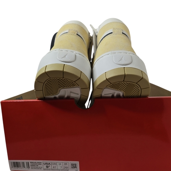 Nike Wmns Air Jordan 1 High SE Elevate Team Gold DN3253-700 US Size 9.5 New - Picture 7 of 7